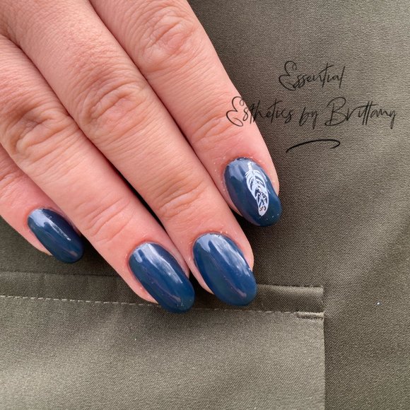 Press on nails - Picture 3 of 3